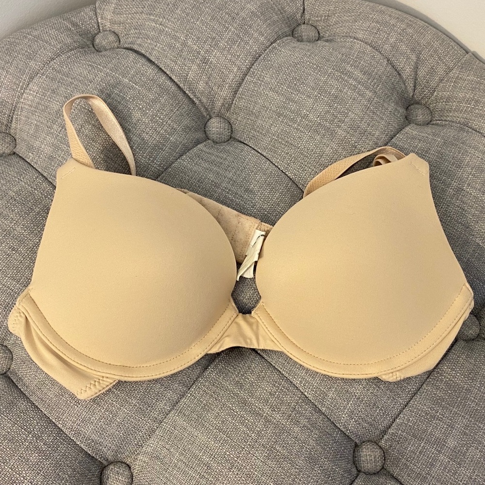 Maidenform Nude Underwire Bra